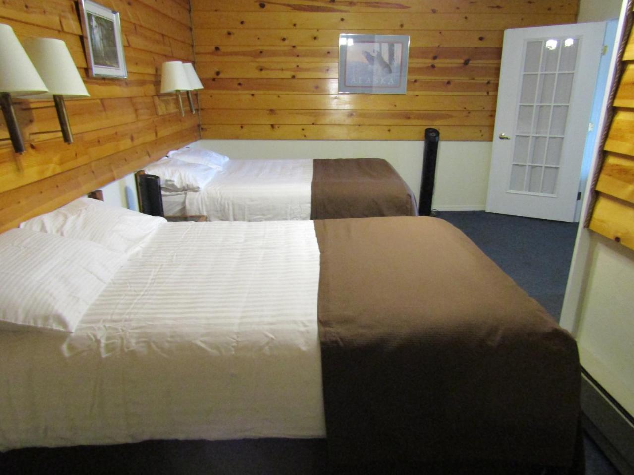 Captain'S Choice Motel 헤인즈 외부 사진