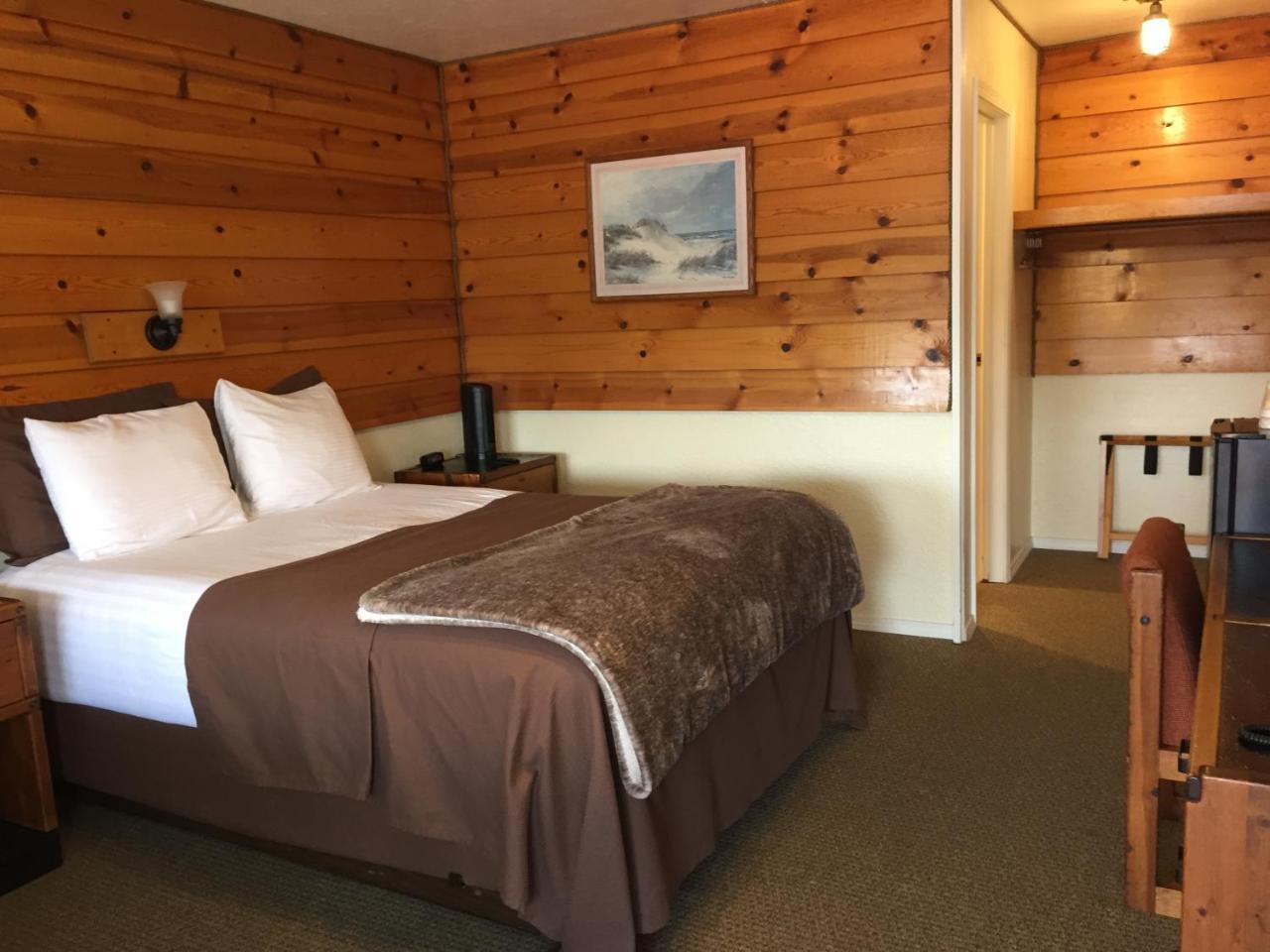 Captain'S Choice Motel 헤인즈 외부 사진